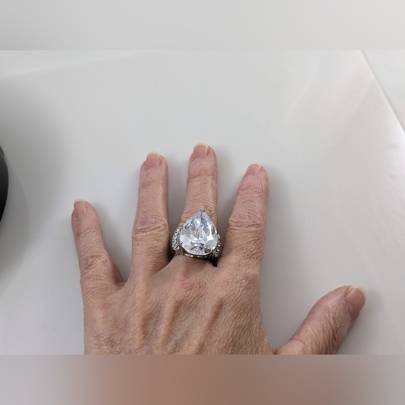 Huge Pear shaped CZ Stainless Steel Ring - Picture 3 of 11